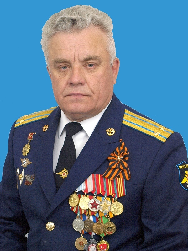 Грицук Петр Евгеньевич.