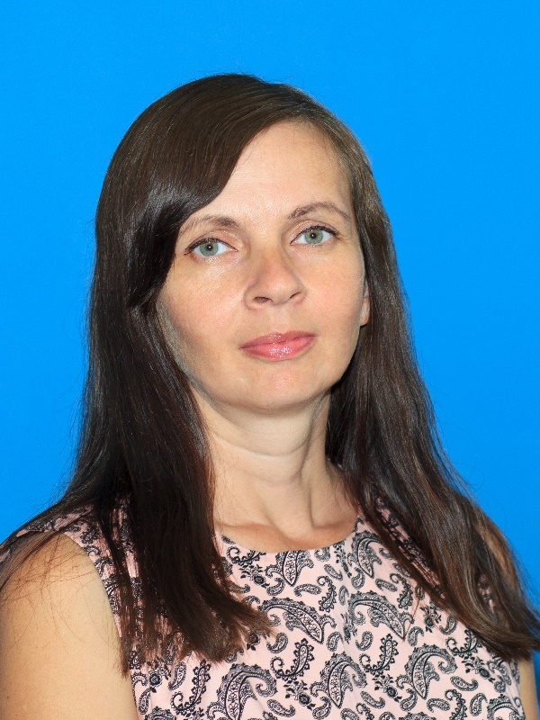Полякова Людмила Викторовна.